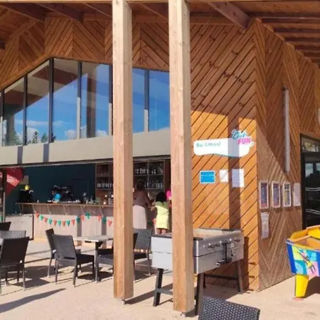 Mh203 3chambres Dont Parentale Et 2 Salles De Bain Dans 4 Etoiles Campingplatz Saint-Julien-en-Born